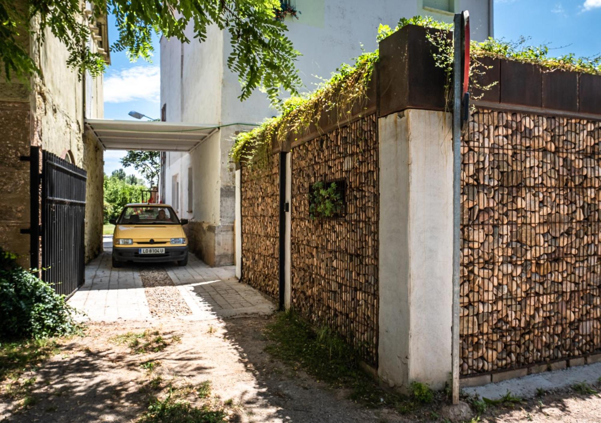 Urunuela, Un Jardin Entre Vinedos En La Rioja * Urunuela