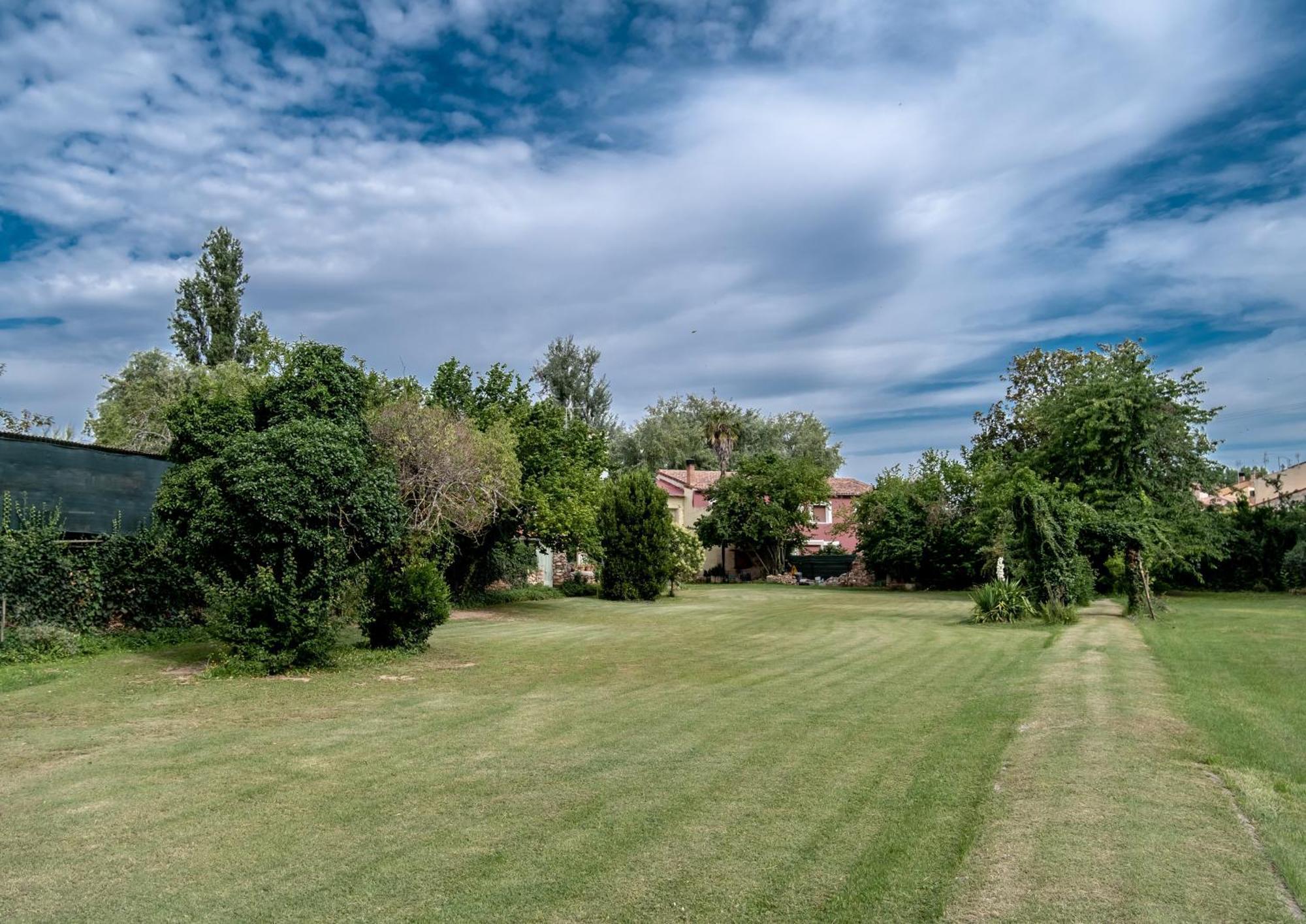 Urunuela, Un Jardin Entre Vinedos En La Rioja Urunuela