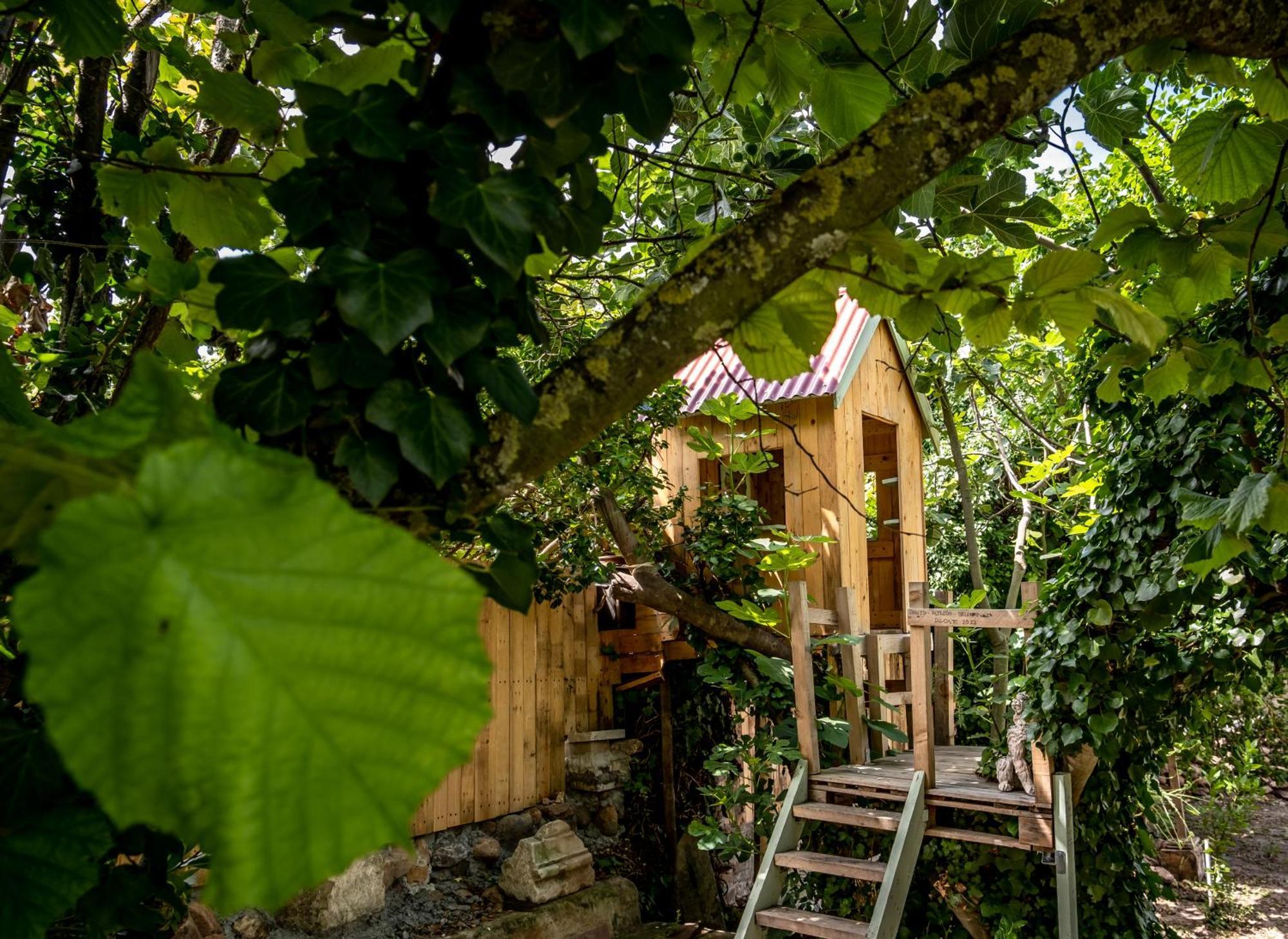 Urunuela, Un Jardin Entre Vinedos En La Rioja *